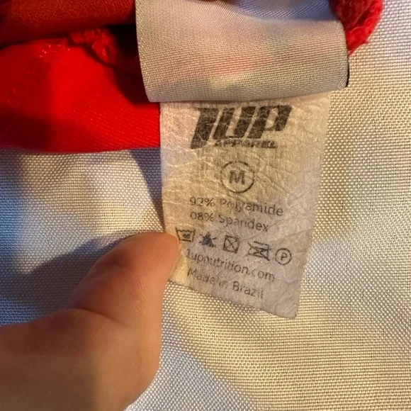 1UP NUTRITION Red Sports Bra - Picture 5 of 5